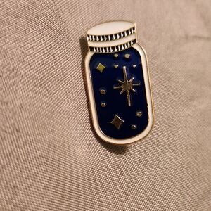 🎉 Potion Bottle Pin